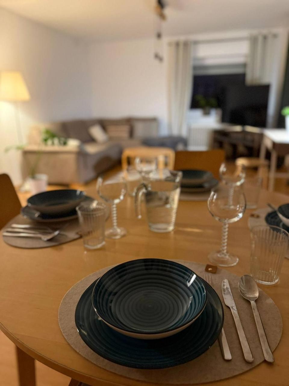 Apartment Voll Ausgestattete, Helle Auf 80 Qm